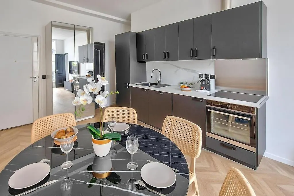 Apartment Splendide Appartement Au Coeur De Paris